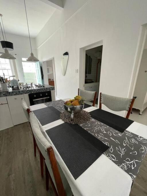 Cottage, Nine On Windsor, Kalk Bay, Cape Town Экстерьер фото